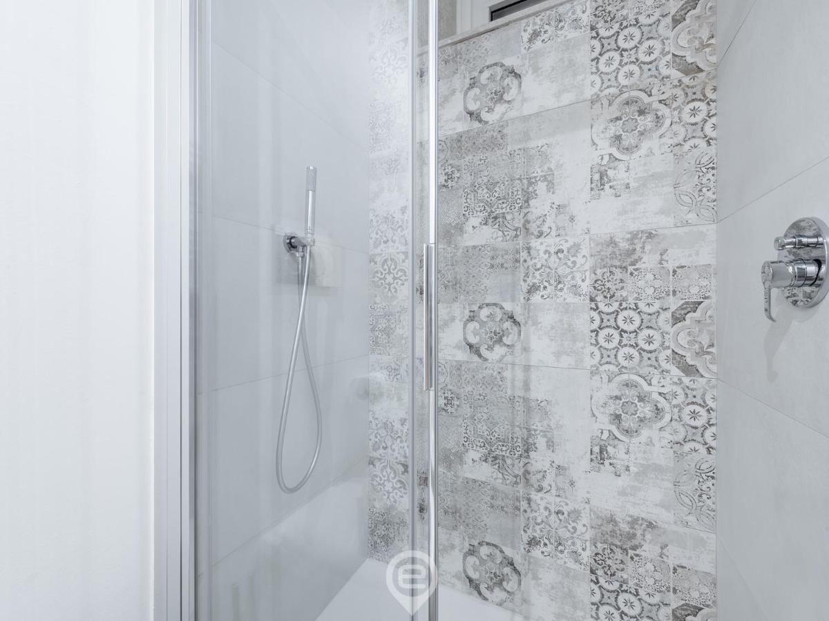 Baylle Residence House Cagliari Bagian luar foto